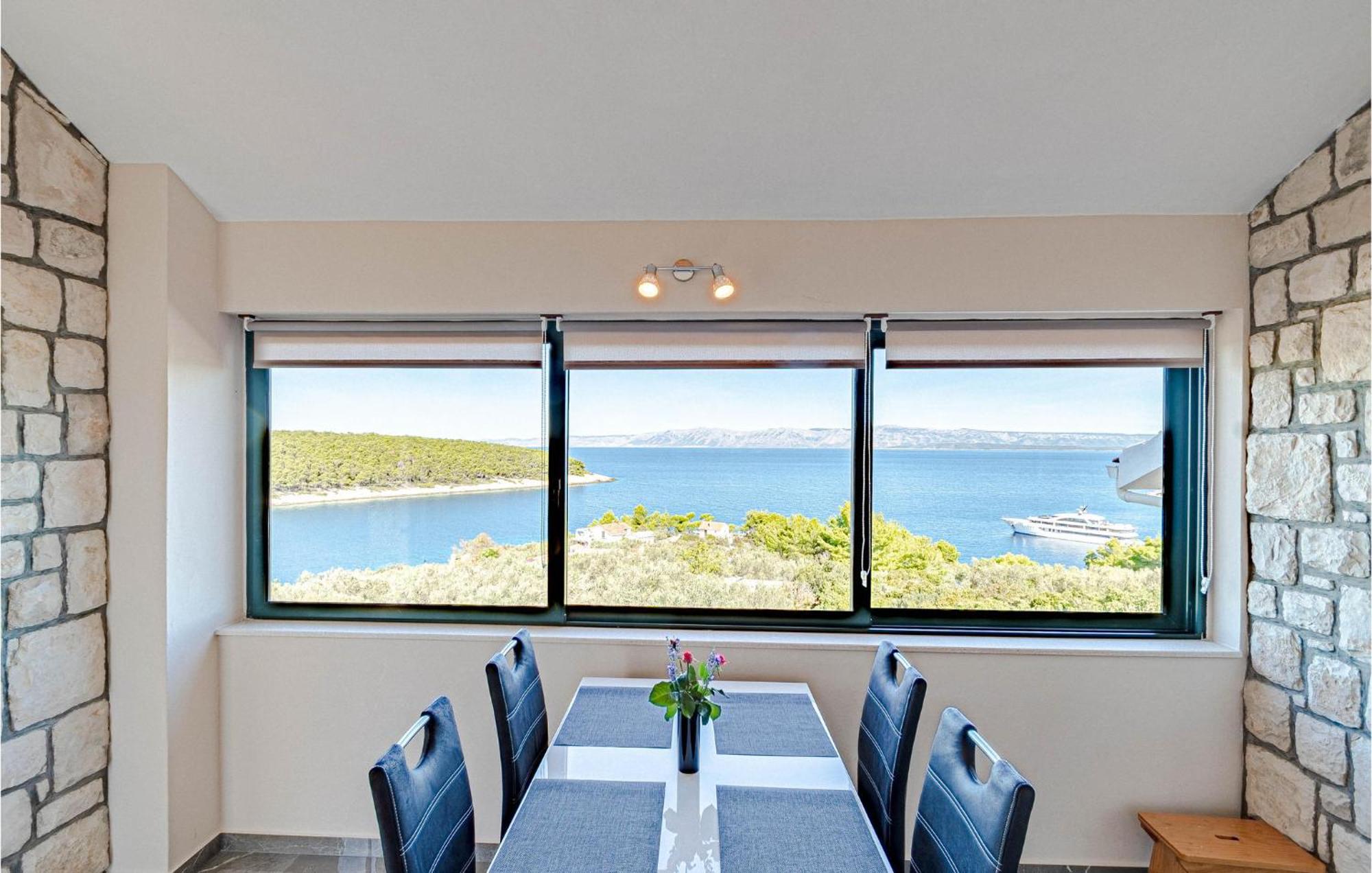 Nice Home In Tankaraca With House Sea View ヴェラ・ルカ エクステリア 写真