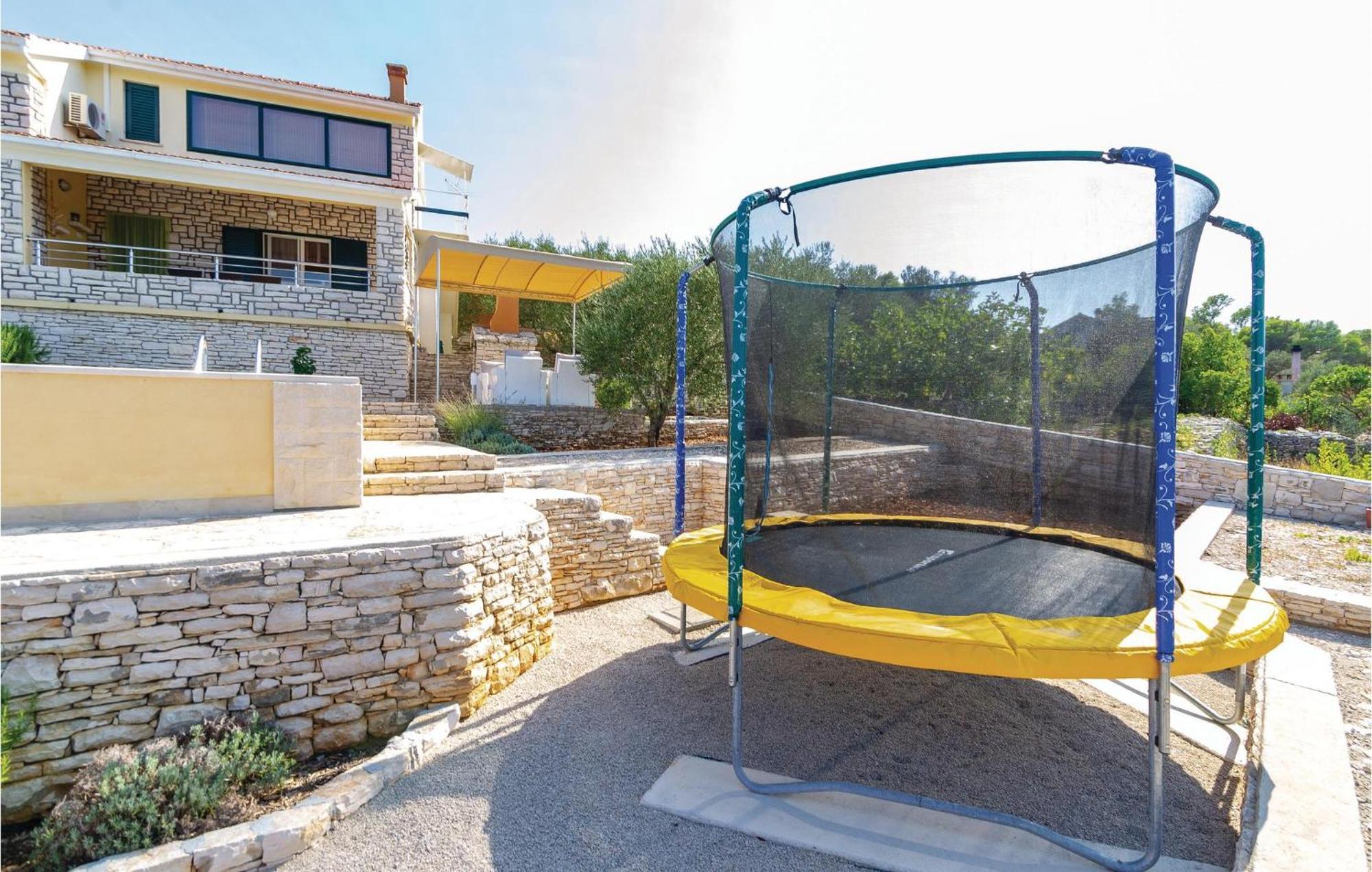Nice Home In Tankaraca With House Sea View ヴェラ・ルカ エクステリア 写真
