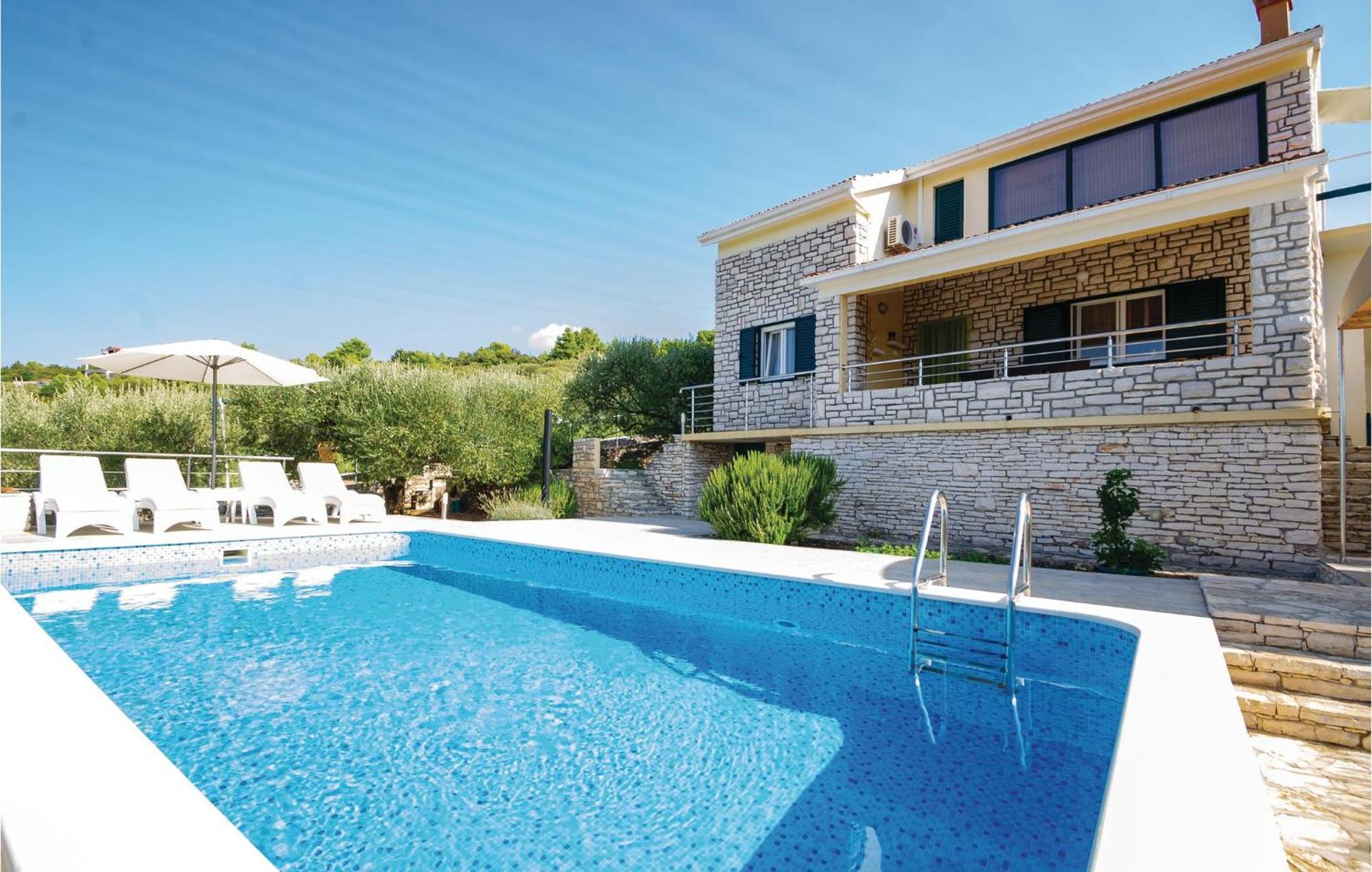 Nice Home In Tankaraca With House Sea View ヴェラ・ルカ エクステリア 写真